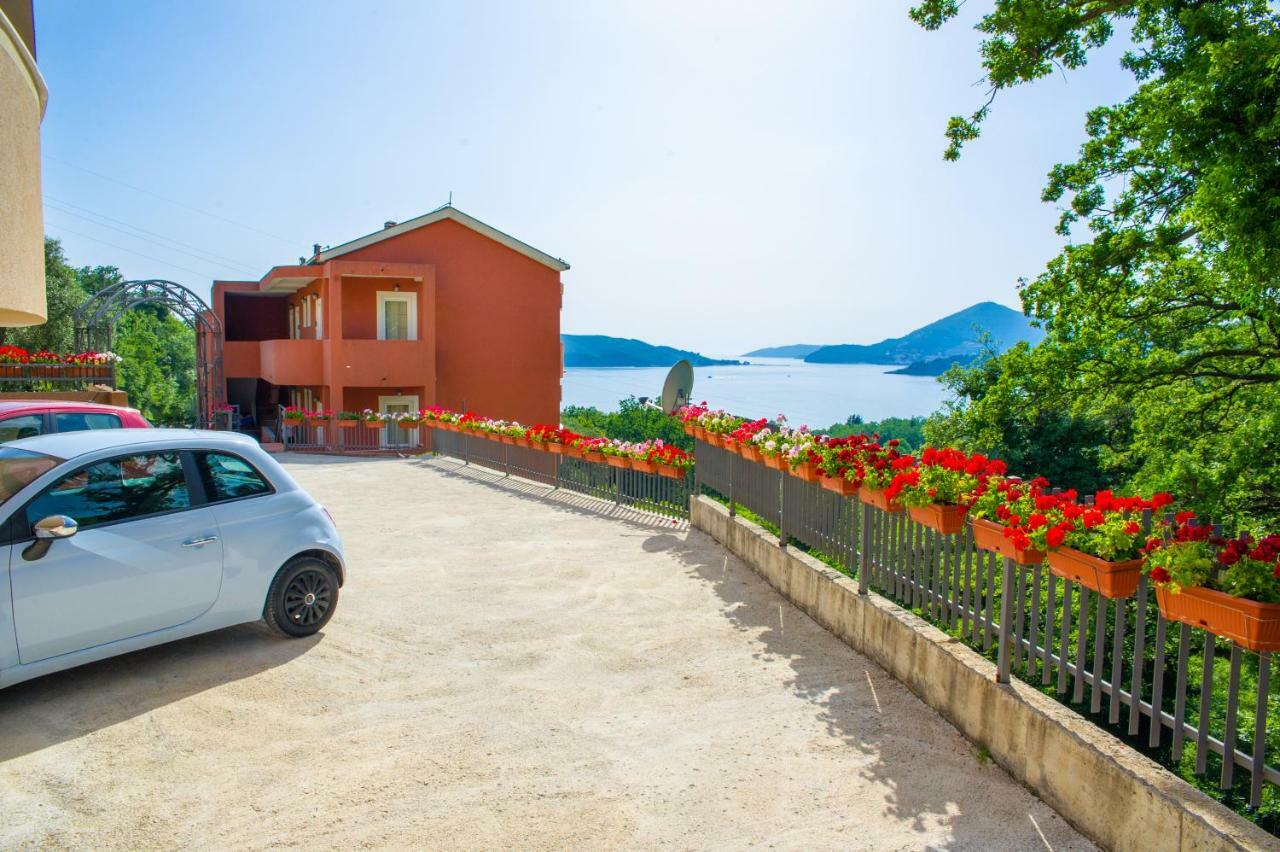 Alessandra Apartments Свети-Стефан Экстерьер фото