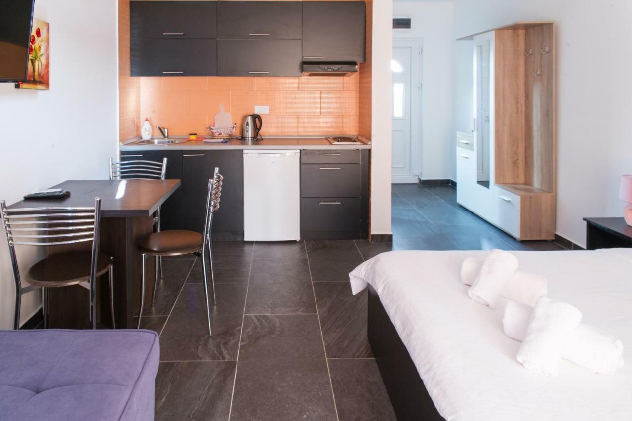 Alessandra Apartments Свети-Стефан Экстерьер фото