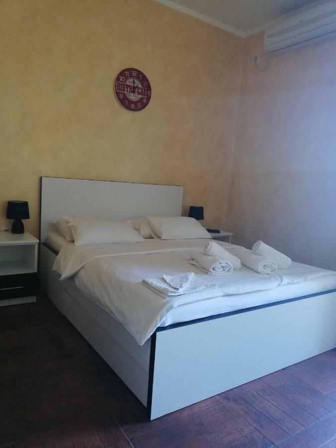 Alessandra Apartments Свети-Стефан Экстерьер фото